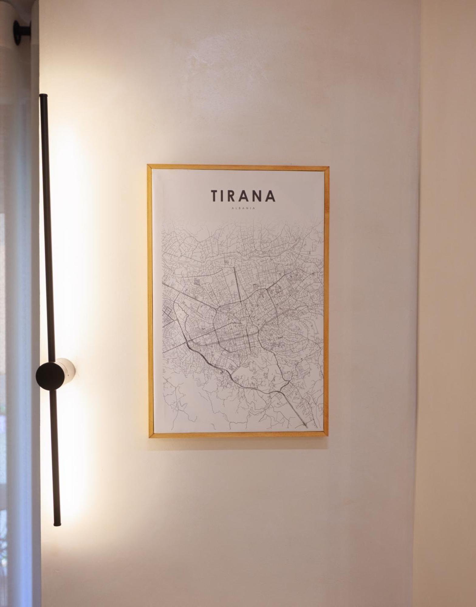 Syncron In The Center Of Appartement