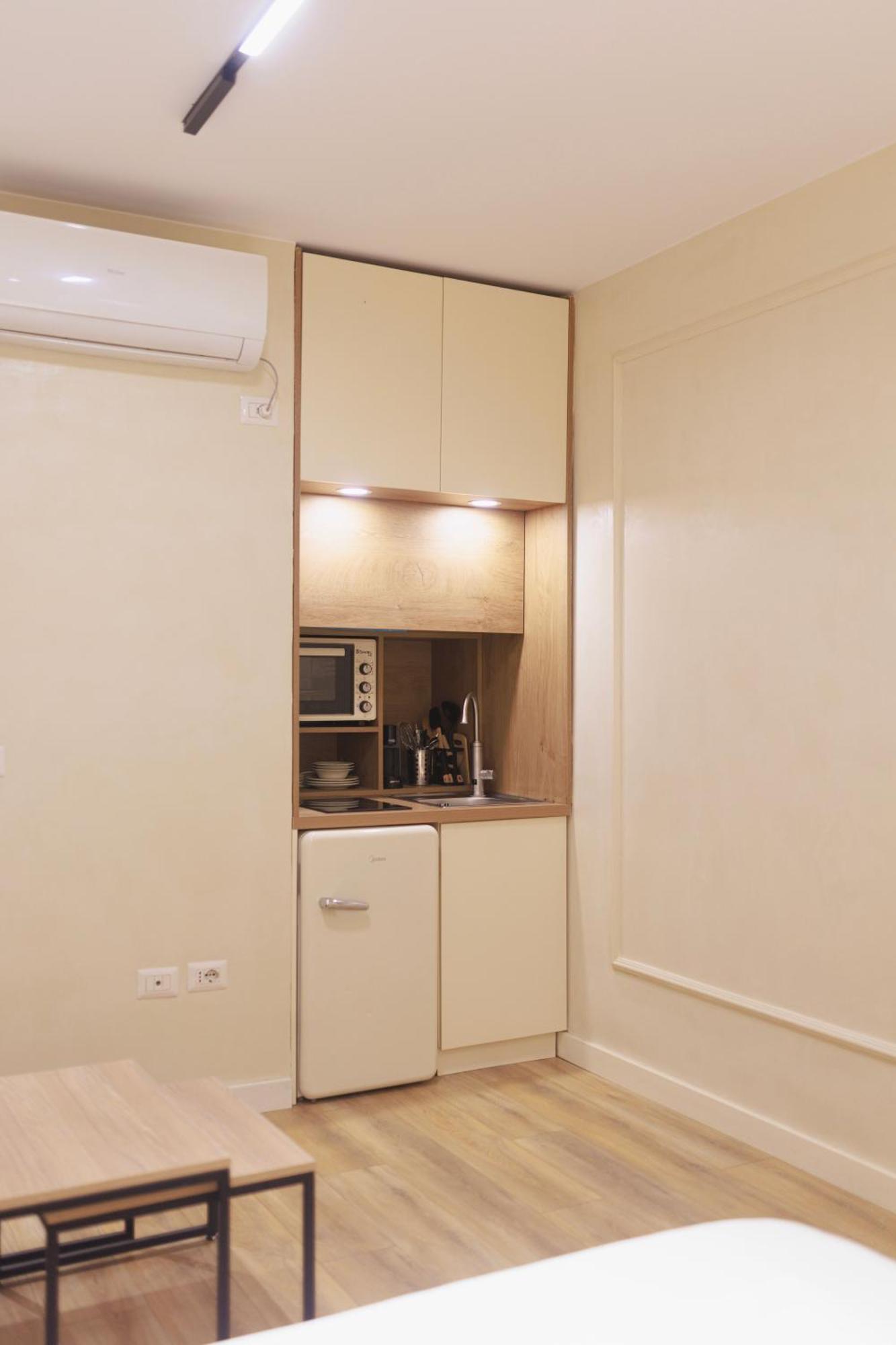 Syncron In The Center Of Appartement Tirana